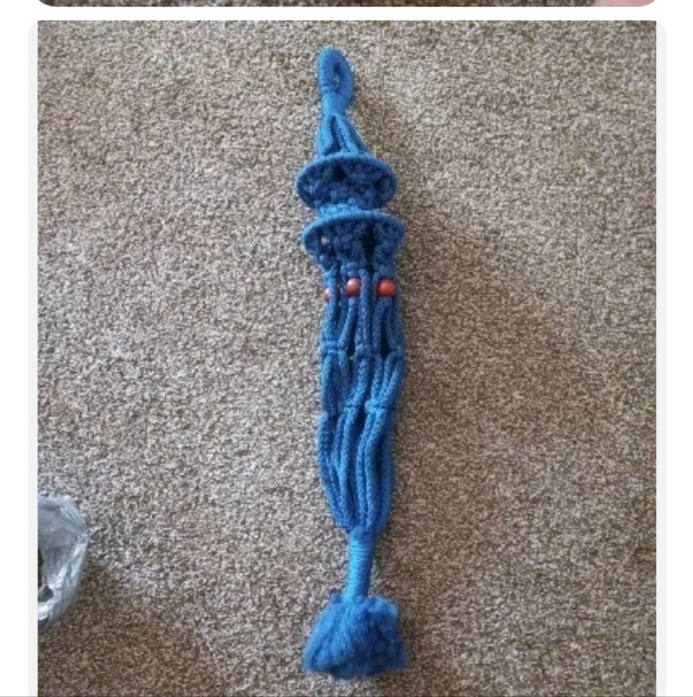 Vintage BOHO Macrame Plant Hanger wooden Beads Forest Blue 28"